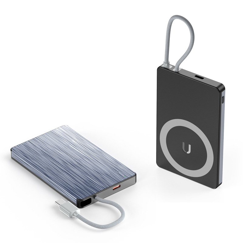 Metal Magnetic Fast Charging Power Bank - Image 4